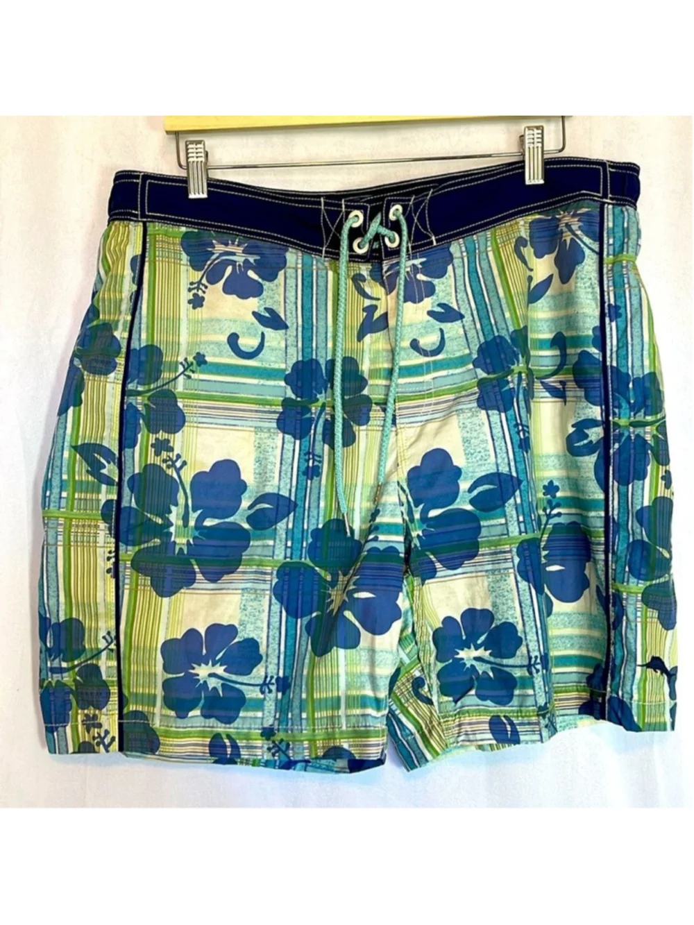 Tommy Bahama Relax Men's Tie-Front Swim Trunks Board Shorts Size L Plaid/Floral